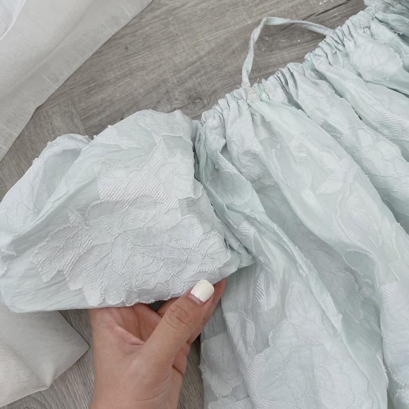 SET ÁO HOA NỔI RỚT VAI PHỒNG DÂY YẾM + SHORT