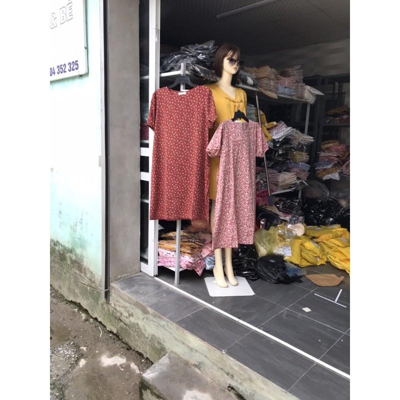 Váy bầu thiết kế hoa nhí lụa