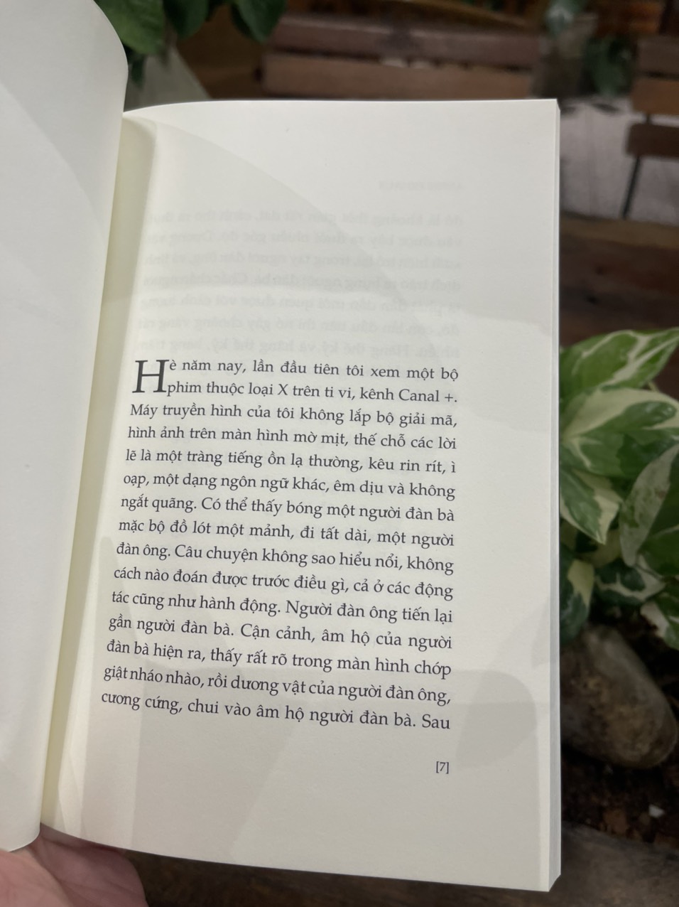 (Tác giả đạt giải Nobel Văn học năm 2022) CƠN CUỒNG SI – Annie Ernaux - Thu Phương dịch - Nhã Nam -NXB Hội Nhà Văn