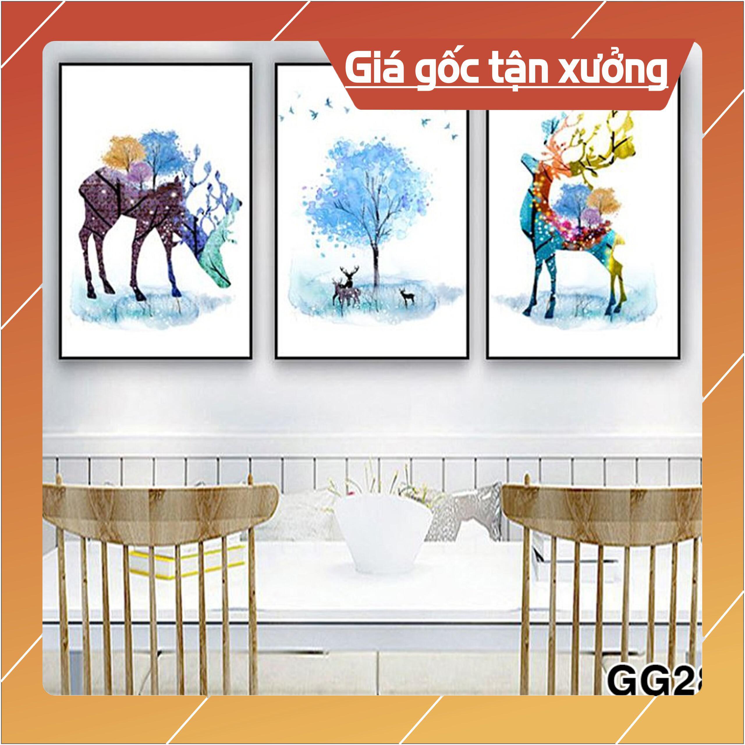 Bộ tranh treo tường phong thủy trang trí nội thất đẹp và giá gốc tại xưởng mới nhất thị trường ĐL 24 chim công đẹp