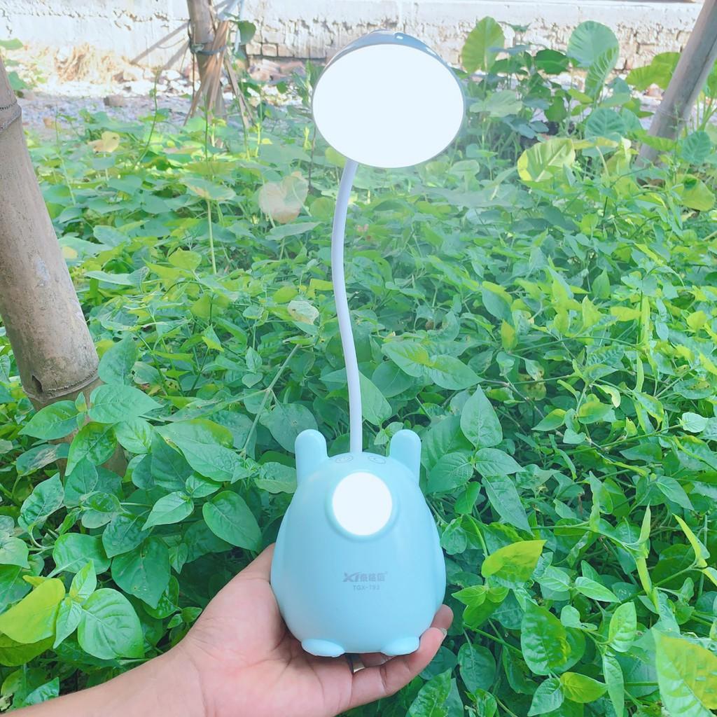 Đèn bàn học mèo siêu xinh cho bé học chống cận