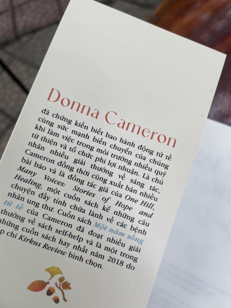 MỘT NĂM SỐNG TỬ TẾ - Donna Cameron - Linh Vũ, Vũ Hà Thanh dịch – Nhã Nam - bìa mềm