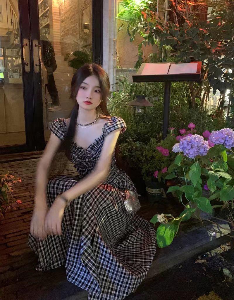 DIYIWEI Cao cấp Hepburn Wind Tea Break French Sleeves Sling Dress Trẻ em mùa hè thắt lưng váy dài màu đen 2023