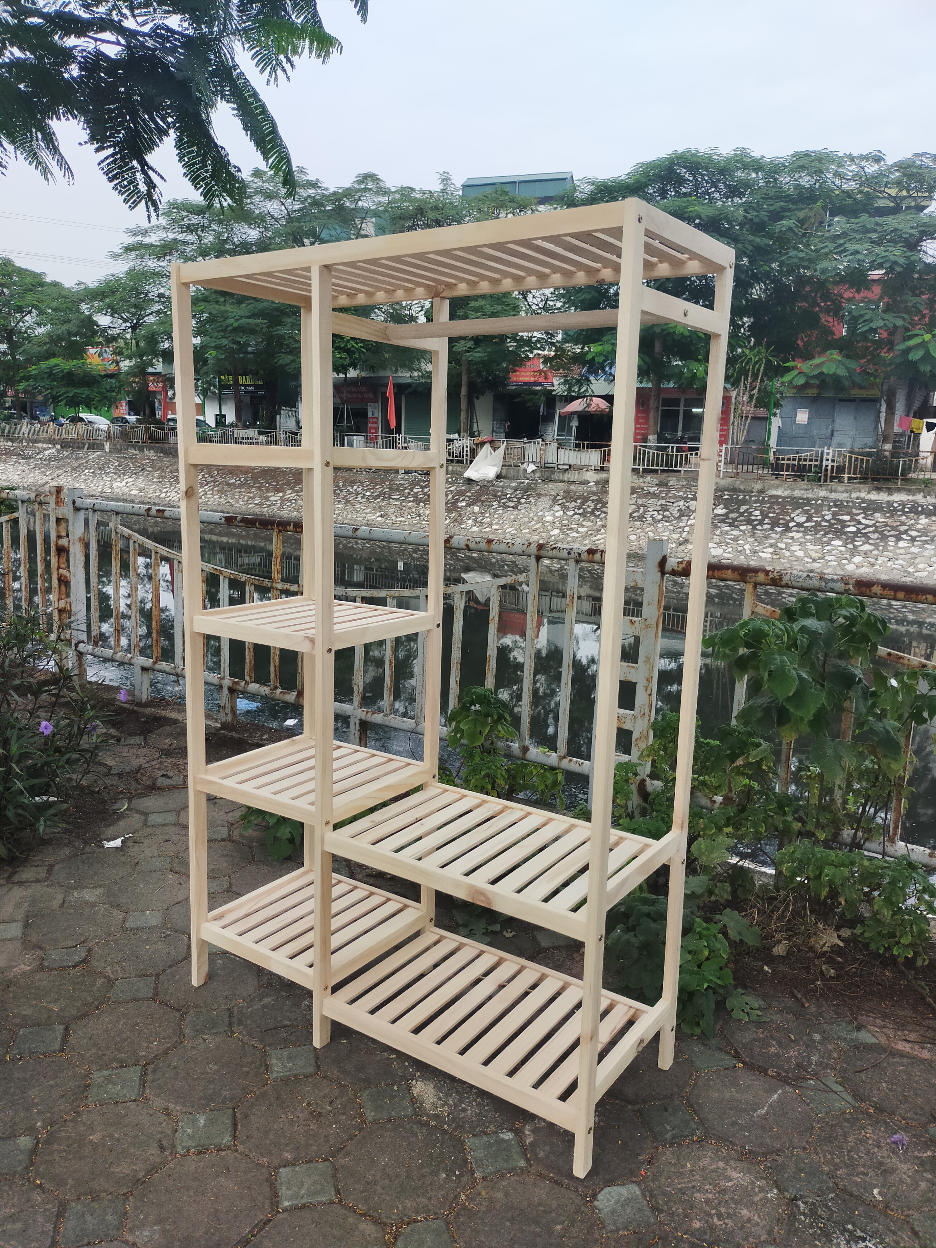 KỆ TREO QUẦN ÁO - GỖ THÔNG DÀI 97cm x CAO 160CM