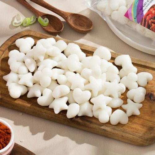 Bánh Gạo Topokki Hình Hoa Sao Tim Kèm Xốt Cay Ngọt - Nhập Khẩu Hàn Quốc Vị Hot