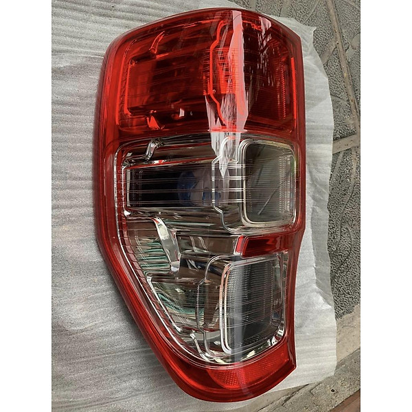 Đèn hậu FORD RANGER bên lái