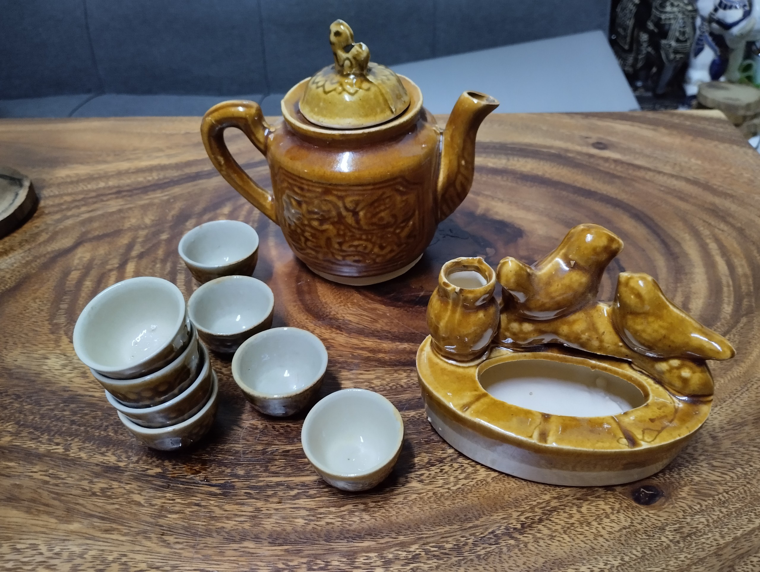 Bộ ấm pha trà da lươn nam bộ hoài niệm