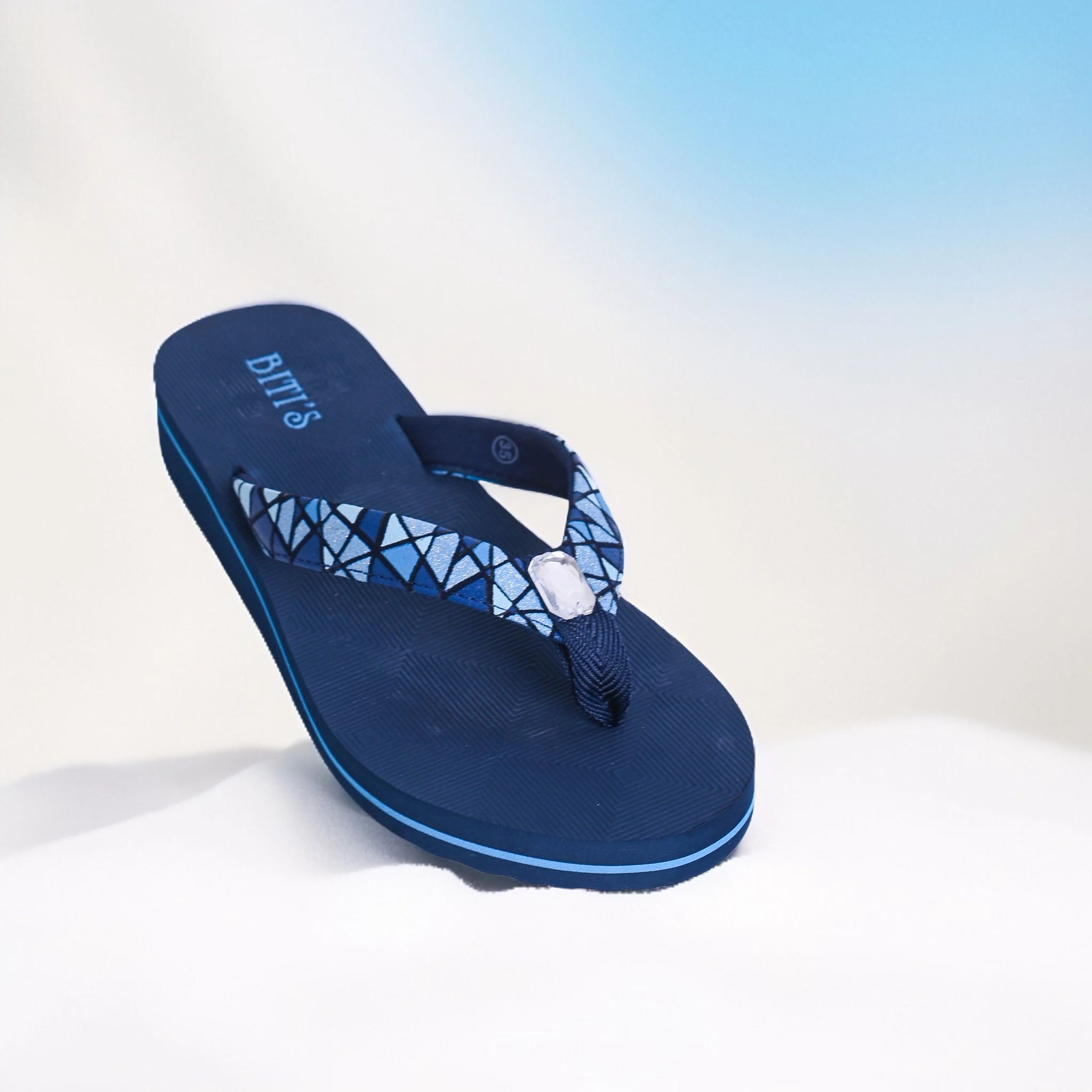 Dép quai kẹp Biti's nữ đế 3 cm (size 35-39)