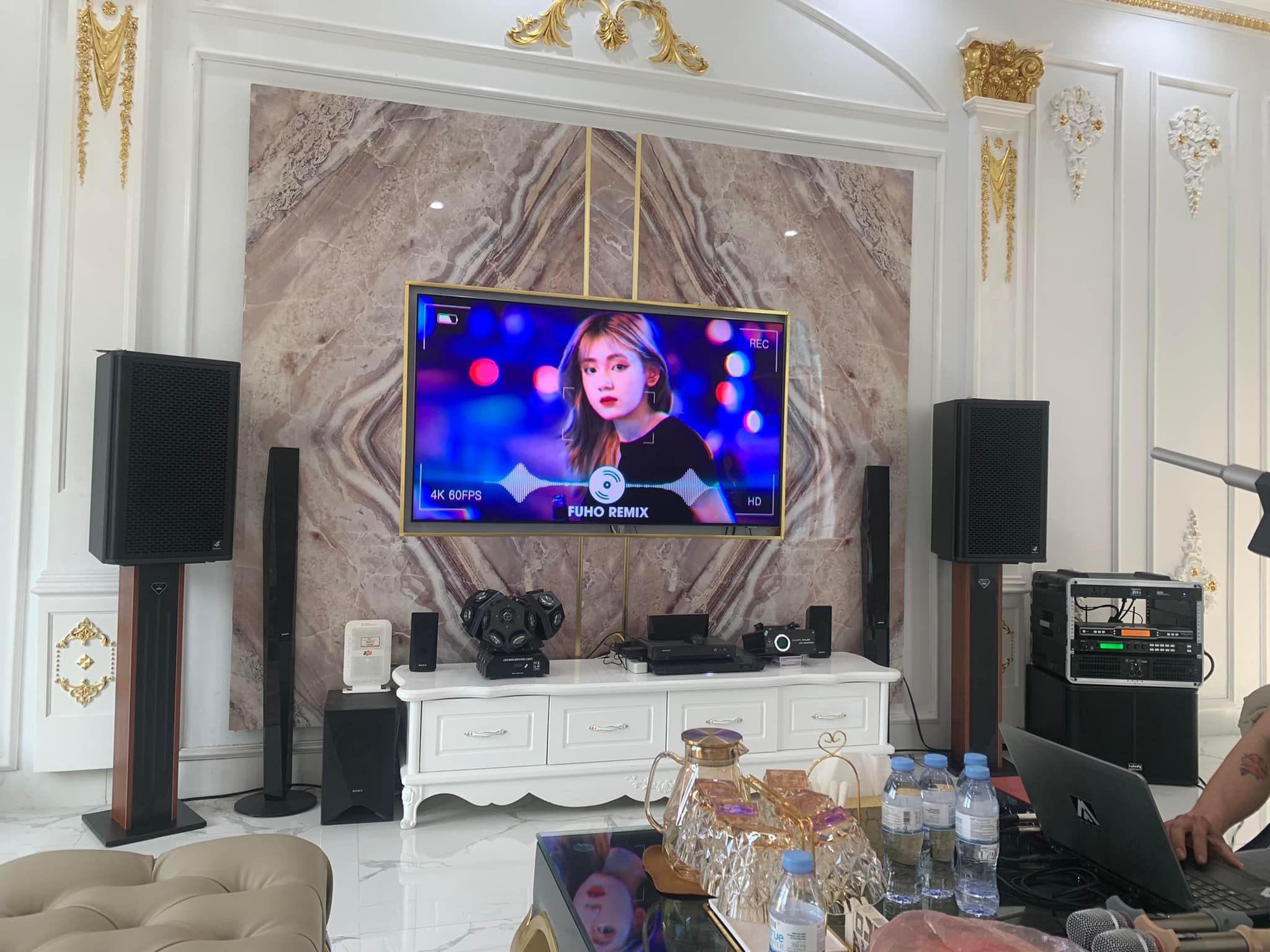 Chân loa karaoke VenzaKTV BM 65 - Hàng chính hãng