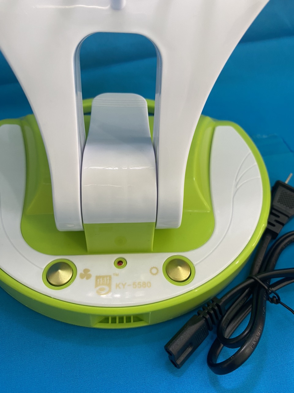 Quạt Mini tích điện - có Đèn Led di động tiện lợi