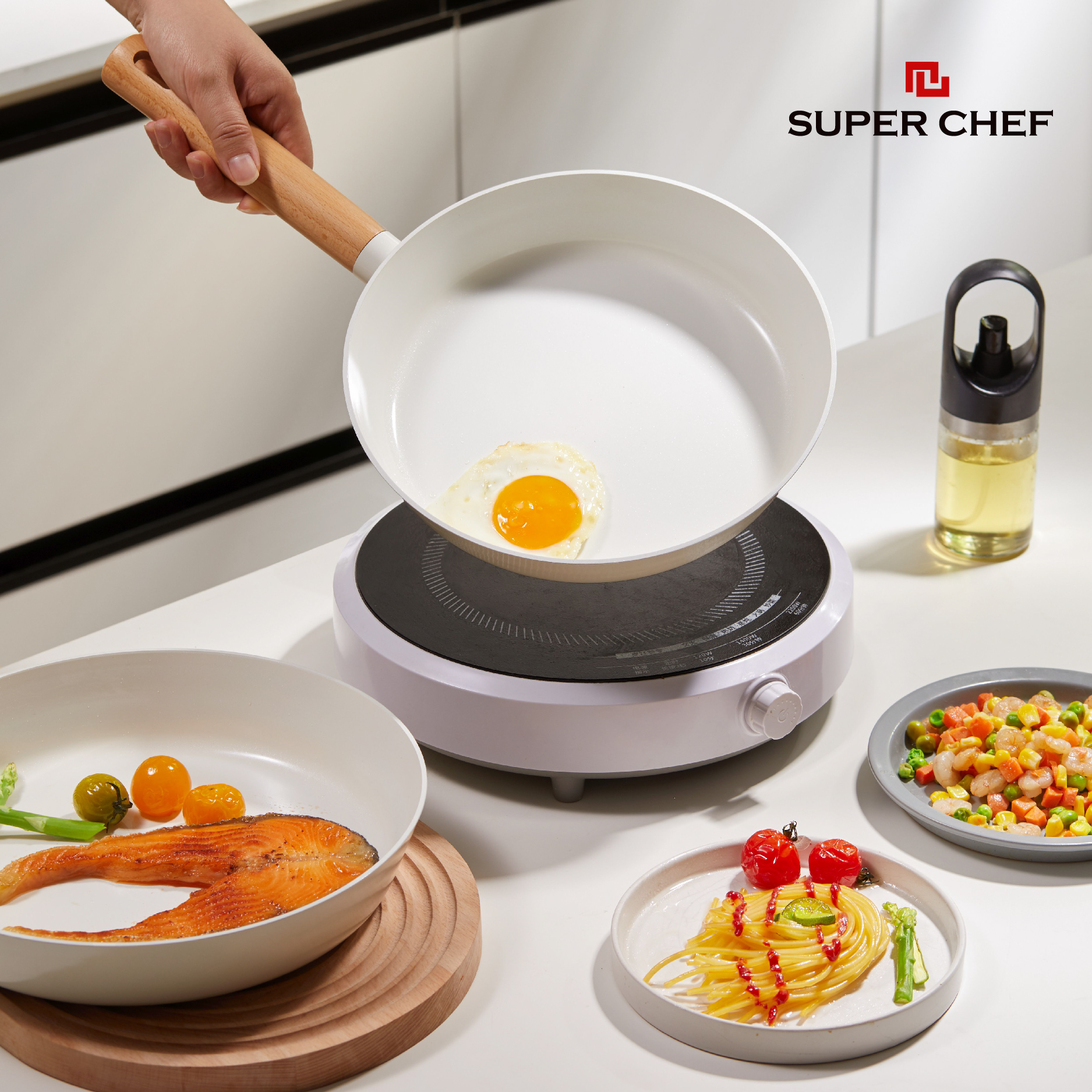 Chảo chiên SUPER CHEF hợp kim tráng men trắng đáy từ bền bỉ, tiện lợi