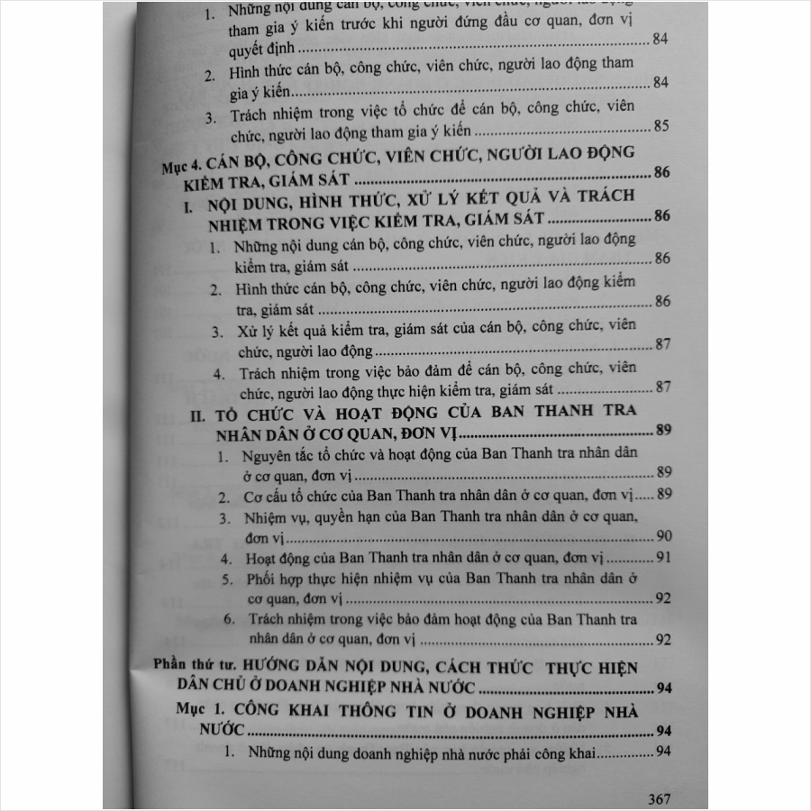 Những Điều Cần Biết Về Nội Dung, Cách thức Thực Hiện Dân Chủ Ở Cơ Sở và Hướng Dẫn Xây Dựng Thực Hiện Hương Đức, Quy Ước Của Cộng Đồng Dân Cư - V2290T