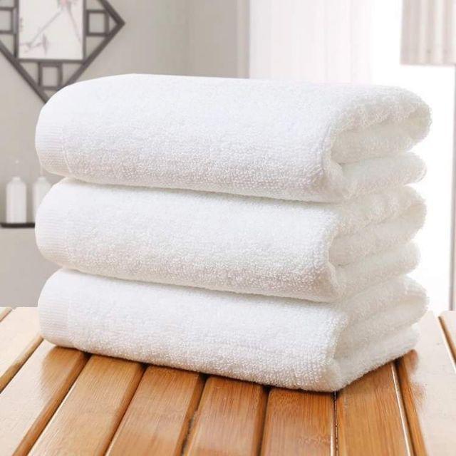 Khăn tắm màu trắng hàng xuất dư size 70*140cm