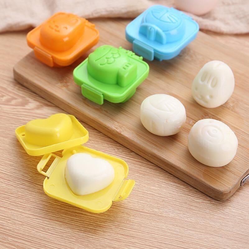Khuôn cơm Bento cho bé ăn dặm