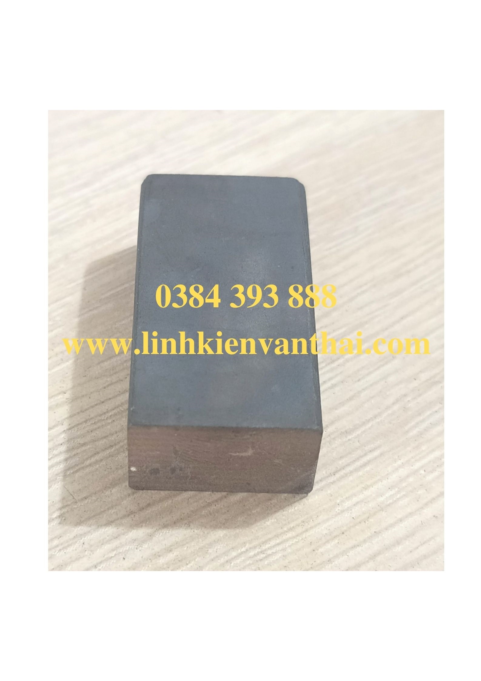 HỢP KIM NGHIỀN ĐÁ E20/ 20X20X12MM/ 1 THANH/ 0.07 KG