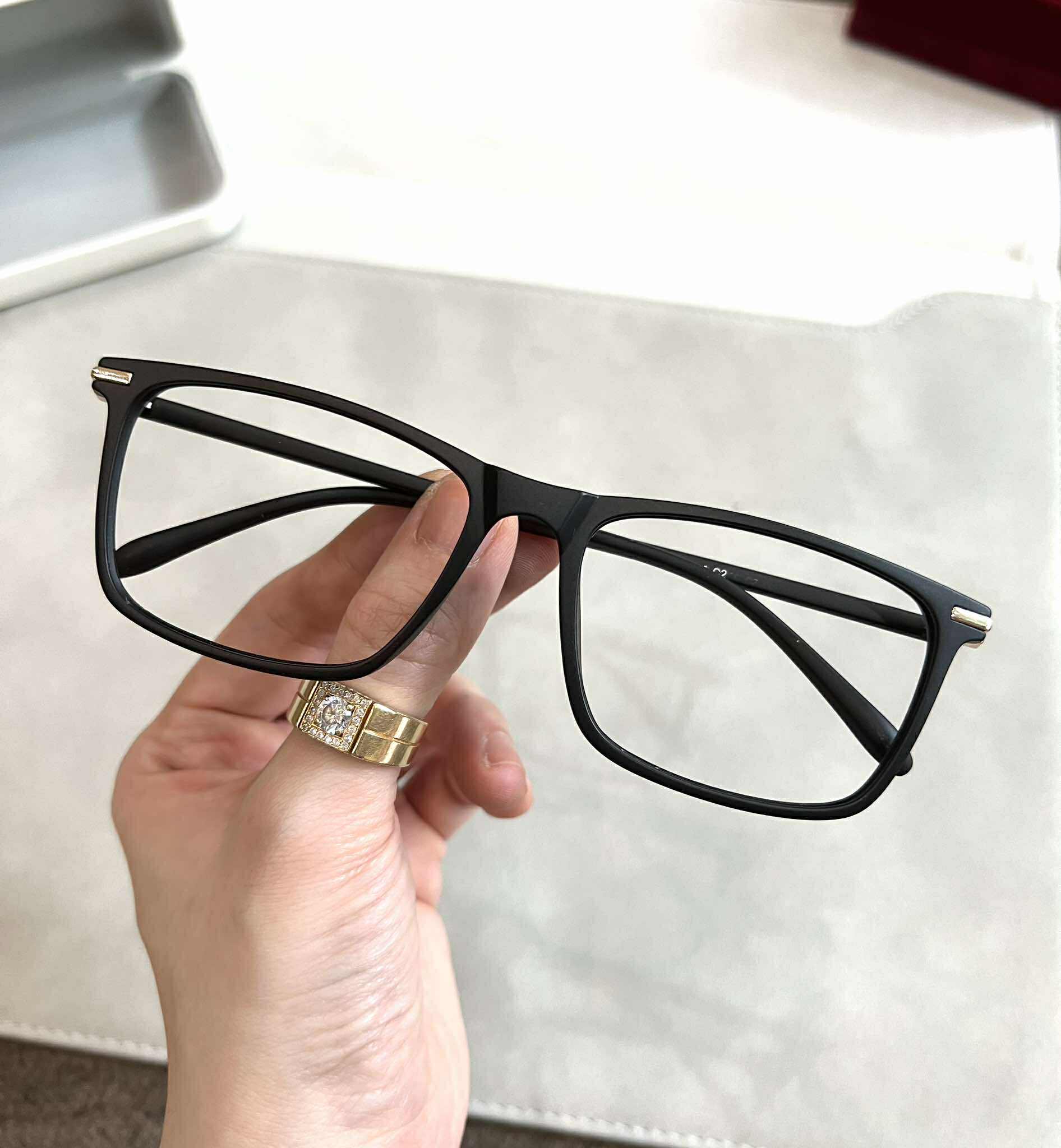 Kính gọng nhựa dẻo Hàn Quốc Mắt vuông to unisex màu đen nhám cho nam nữ