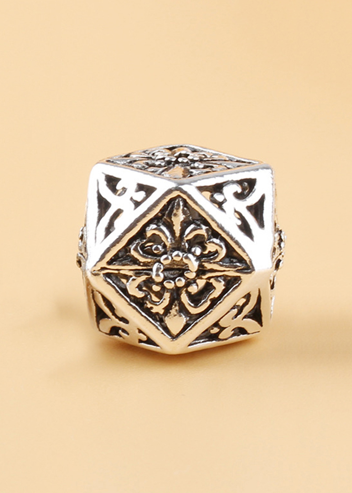 Charm bạc xỏ ngang nhiều cạnh - Ngọc Quý Gemstones