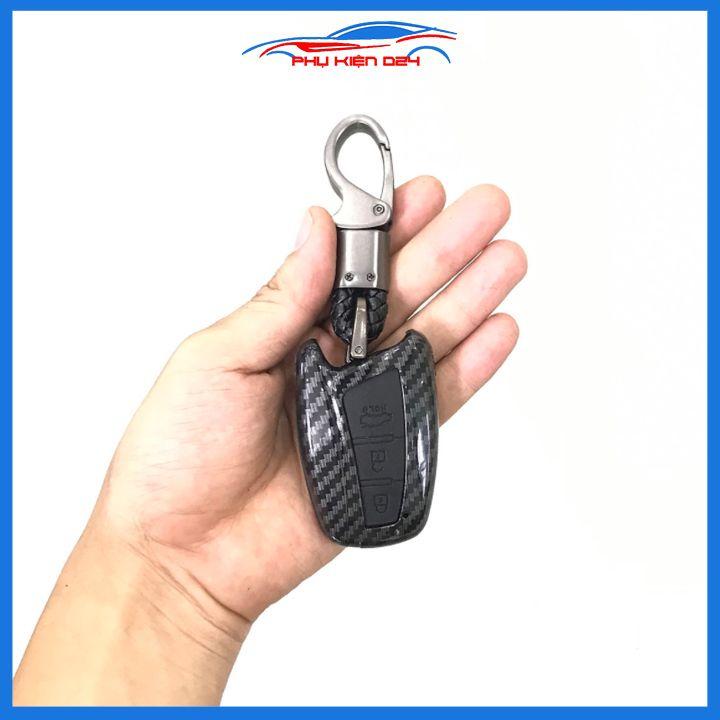 Ốp vỏ bọc chìa khóa xe Santafe 2014-2018 sợi nhựa cacbon kèm móc treo Inox
