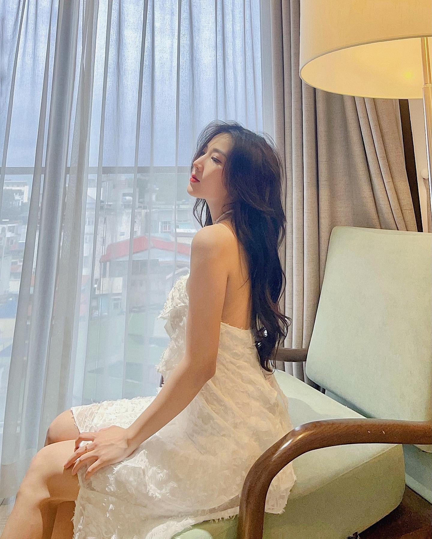 Đầm yếm lông vũ Furlise Dress Gem Clothing SP060412