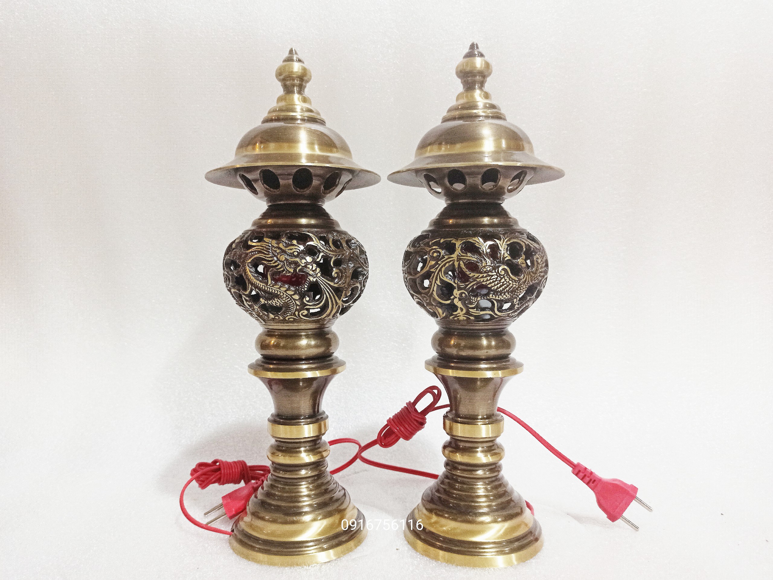 Đèn thờ bằng đồng họa tiết rồng phượng cao 40cm, Đèn thờ long phụng bằng đồng cao 40cm