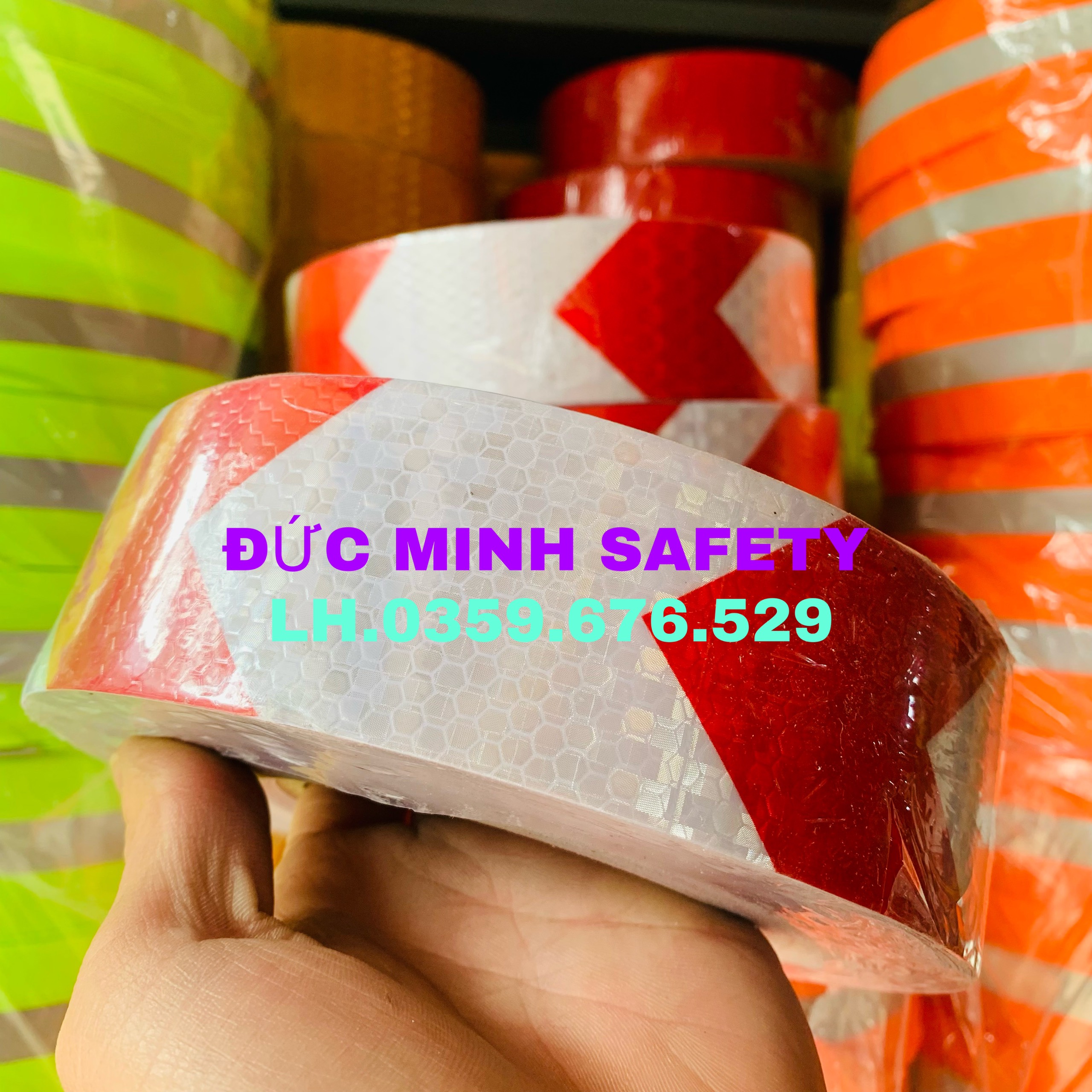 Băng Dính Phản Quang mũi tên trắng - đỏ Dán Sườn Ô Tô Xe Hơi Rộng 5cm