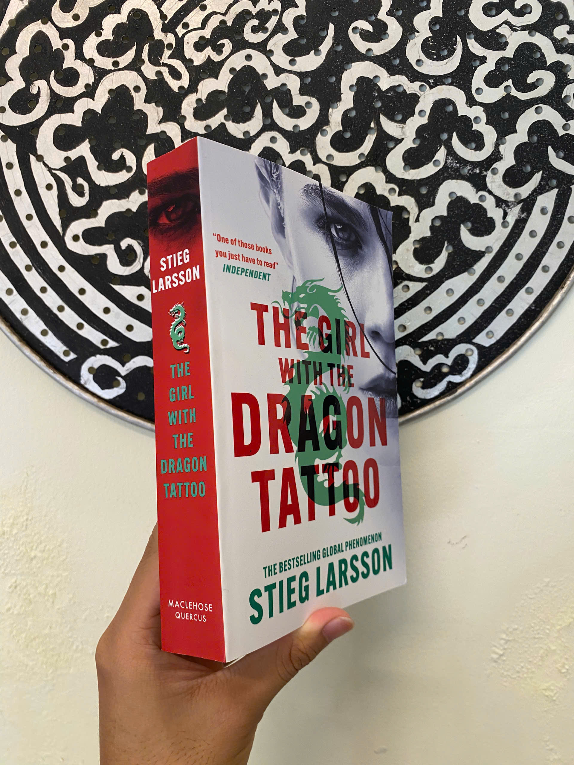 Sách - The Girl With the Dragon Tattoo by Stieg Larsson | Classic International Bestseller Thriller
