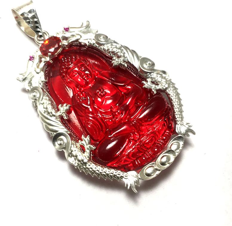 Mặt dây nam bản mệnh ngài ADIDA màu đỏ bọc rồng chầu bạc ta cao cấp cho người tuổi Tuất - Tuổi Hợi Bạc QTJ - MBM11