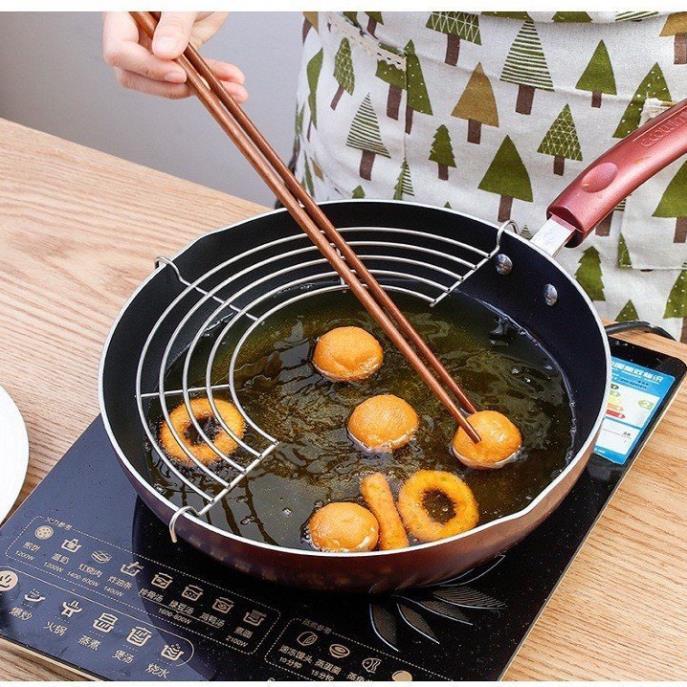 Vỉ gác chảo bằng inox size 28cm
