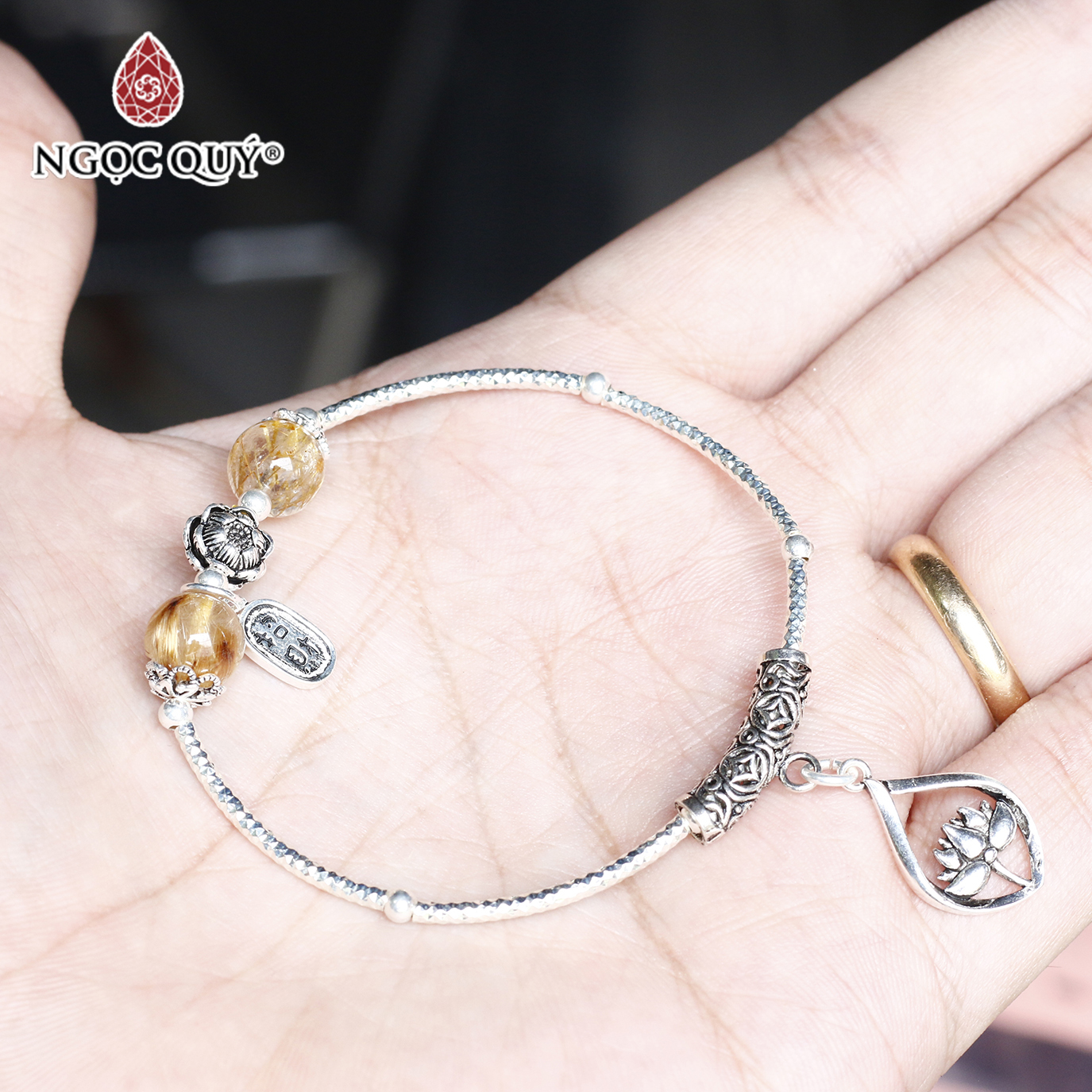 Lắc bạc đá thạch anh tóc vàng AAA mệnh thủy, kim - Ngọc Quý Gemstones