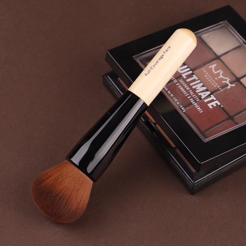 Cọ Đánh Nền Bobbi Brown Full Coverage