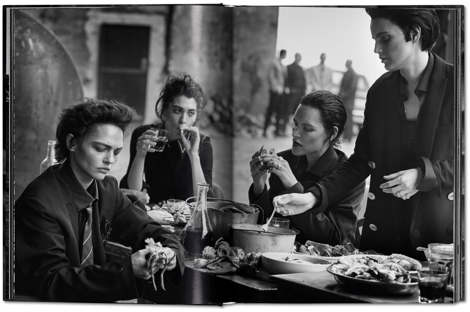 Artbook - Sách Tiếng Anh - Peter Lindbergh. Untold Stories