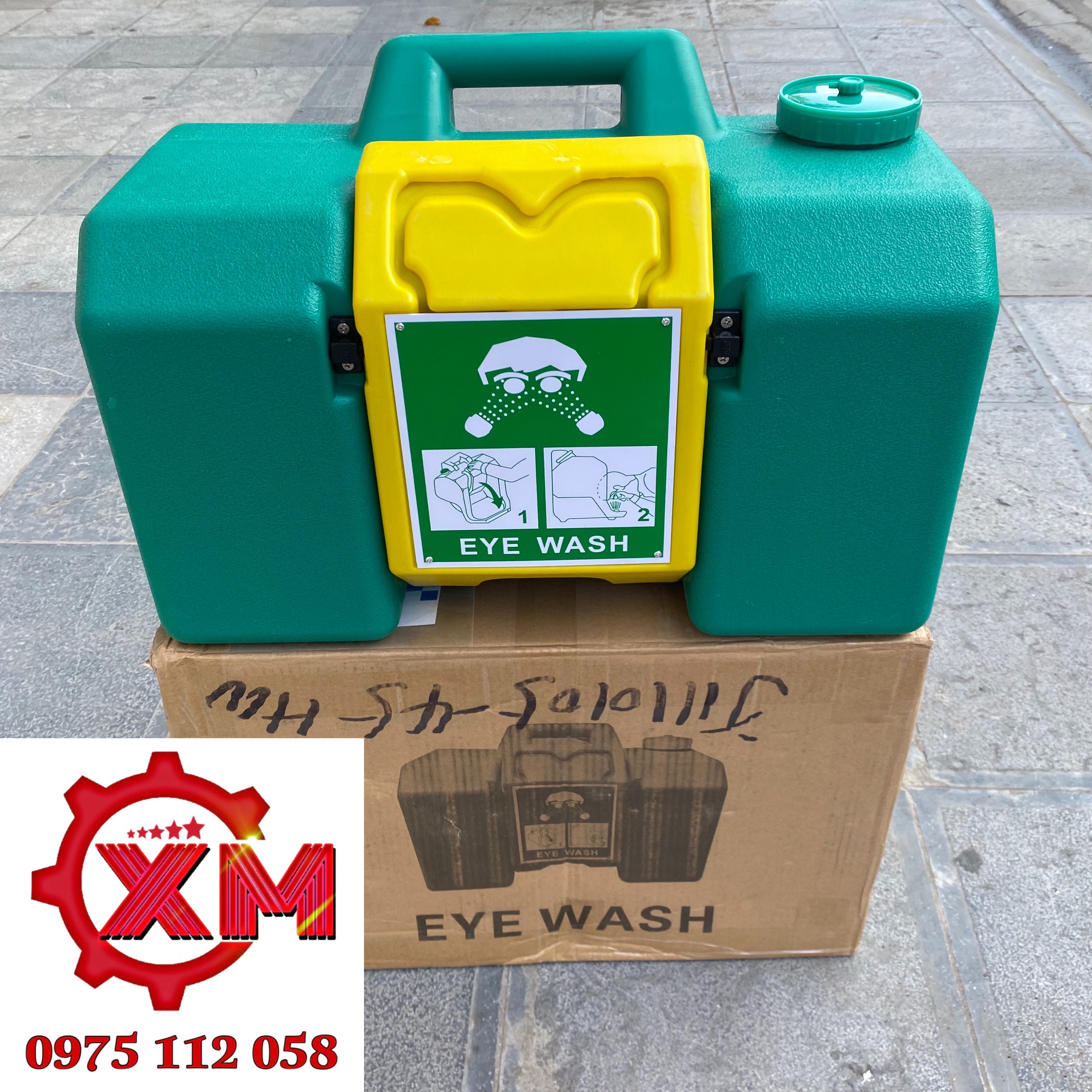 BỒN RỬA MẮT KHẨN CẤP 35 LÍT
