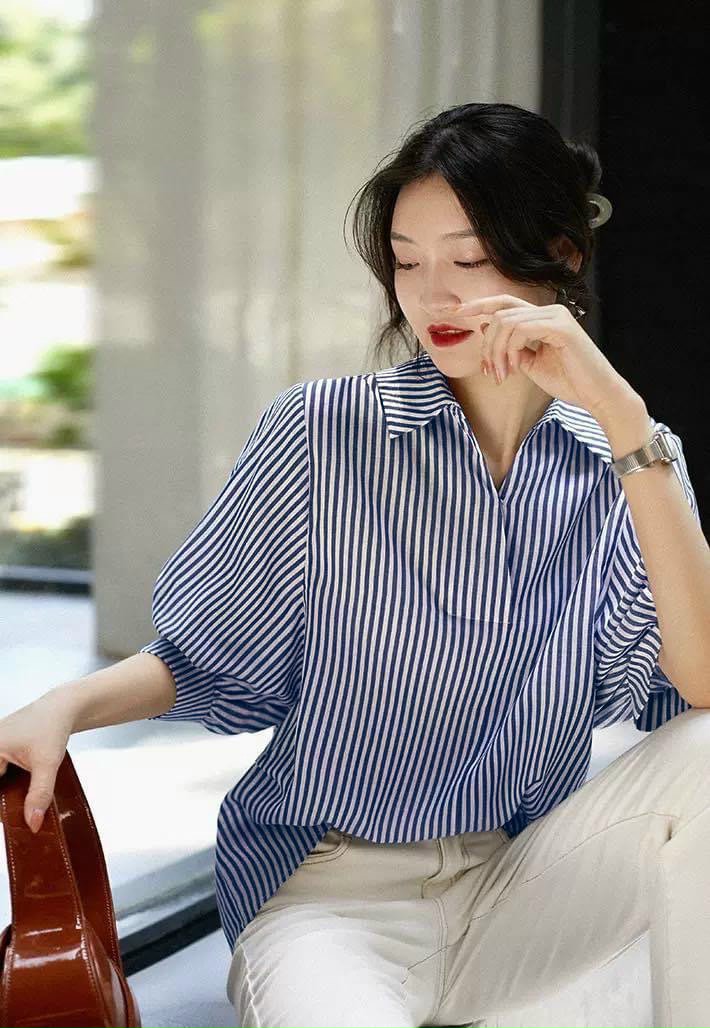 - Áo Sơ Mi Tay Lỡ Họa Tiết Kẻ Sọc Thiết Kế Mới Thời Trang Mùa Hè Cho Nữ