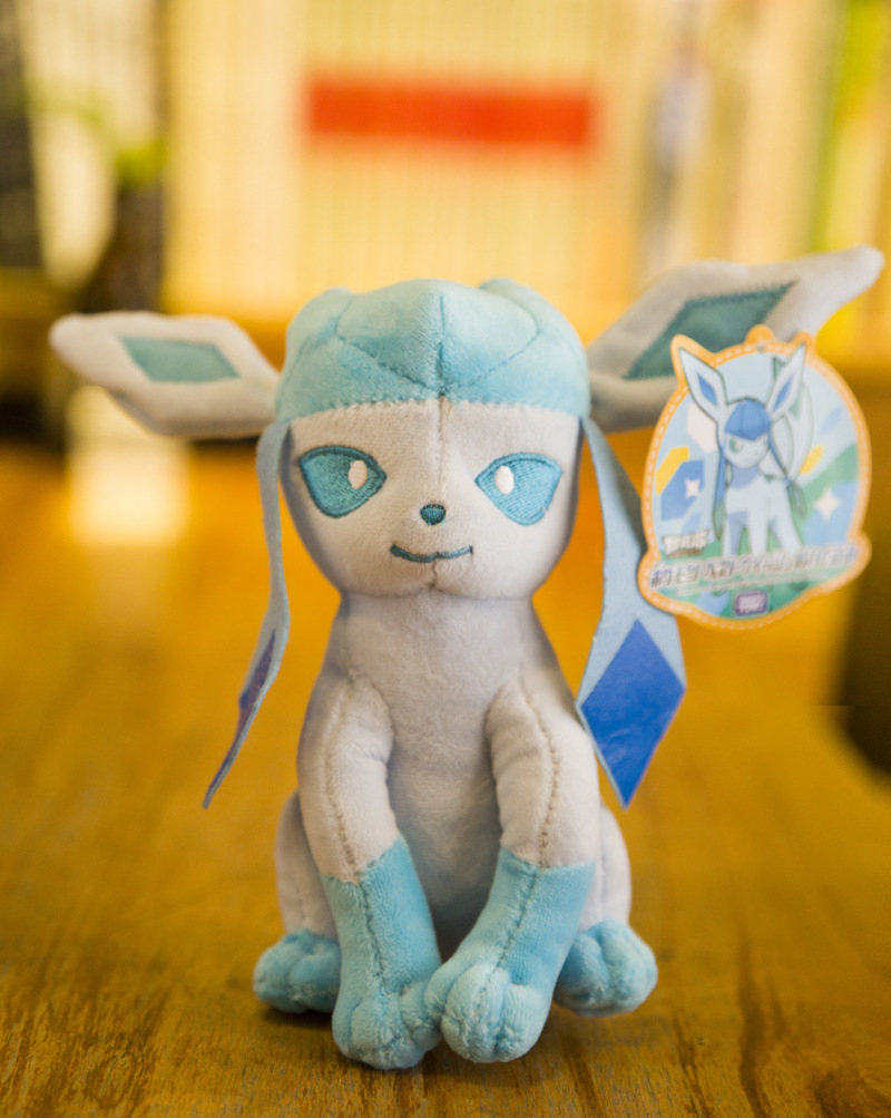Gấu Bông Pokemon Eevee Glaceon Hệ Băng Nguyên Tem Nguyên Tag Hàng Xịn Cao Cấp