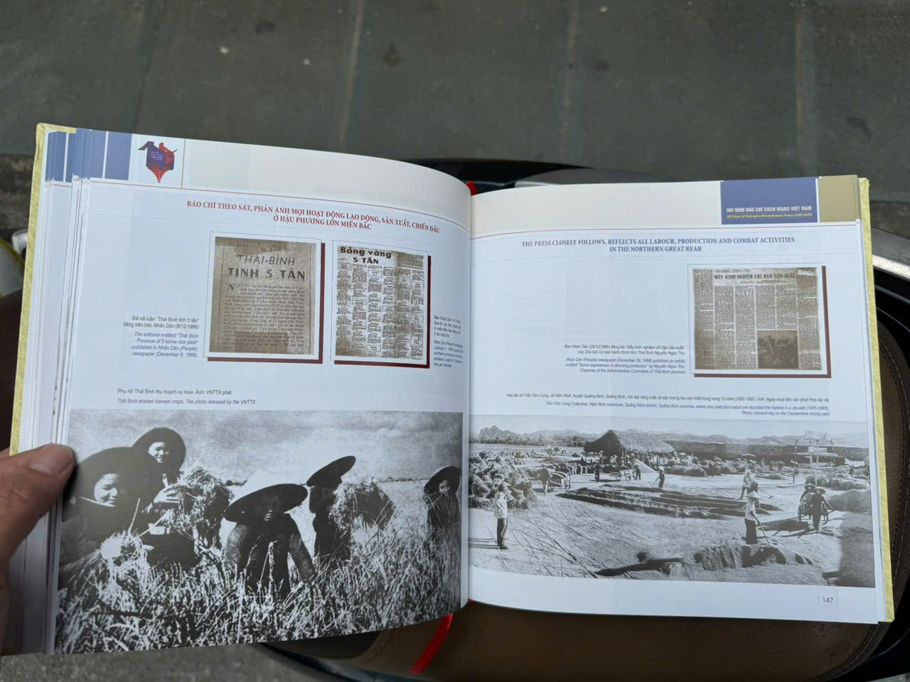 (Bìa Cứng) 100 NĂM BÁO CHÍ CÁCH MẠNG VIỆT NAM 1925-2025 - Ban Tuyên giáo và Dân vận Trung ương - Thông tấn xã Việt Nam