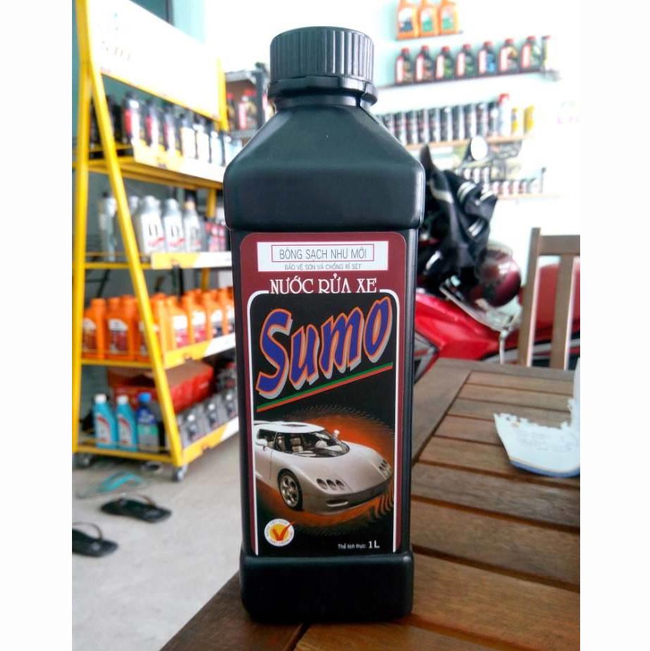 Nước Rửa Xe Sumo 1000 ml Mới Chai Vuông Rửa Xe Chuyên Dụng Bảo Vệ Màu Sơn Chăm Sóc Xe Ô tô Mô tô Tay Ga Gắn Máy Bóng Loáng Như Mới Chống Gỉ Sét Hàng Việt Nam Chất Lượng Cao