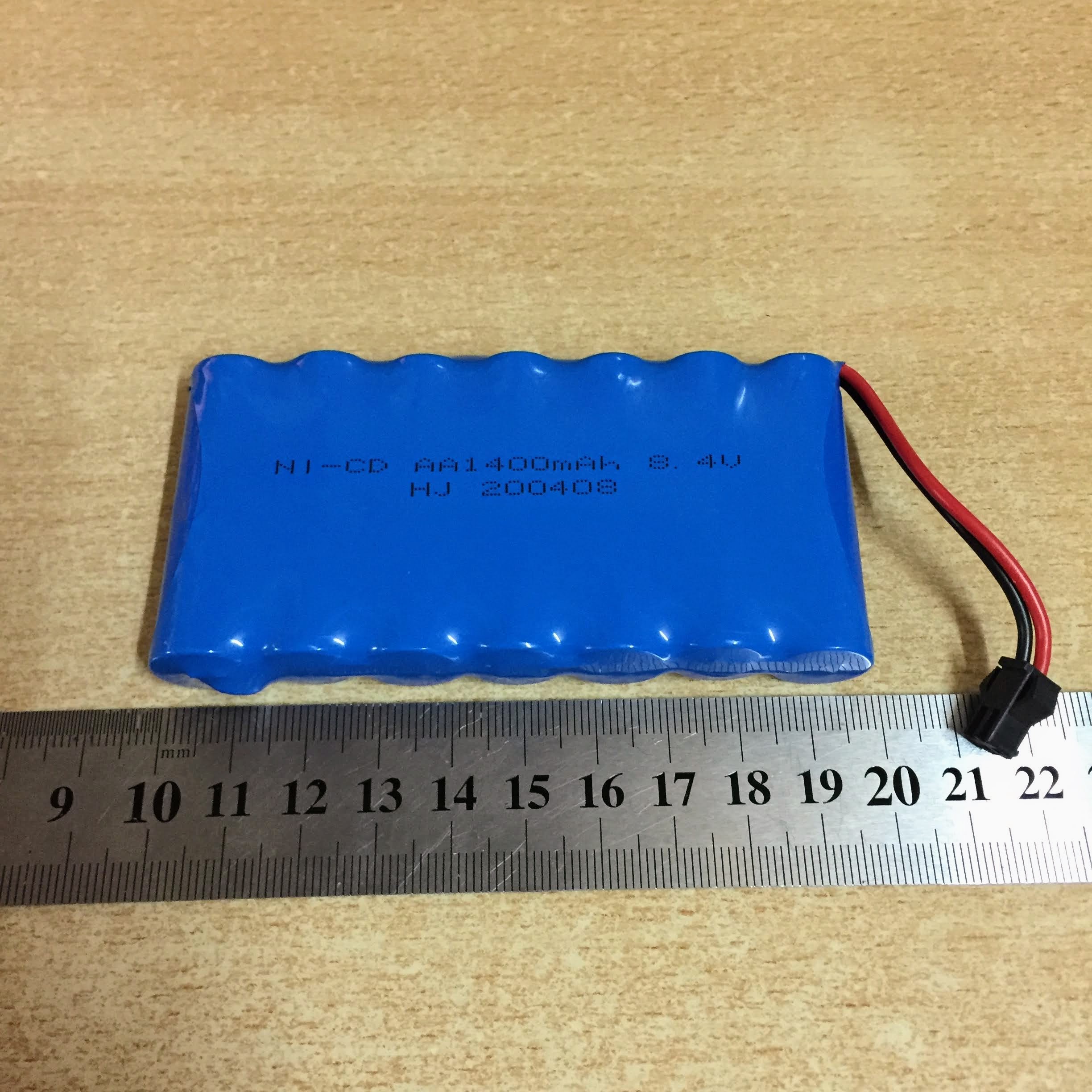 Pin sạc 8.4V dung lượng 1400mAh chân SM càng cua đen