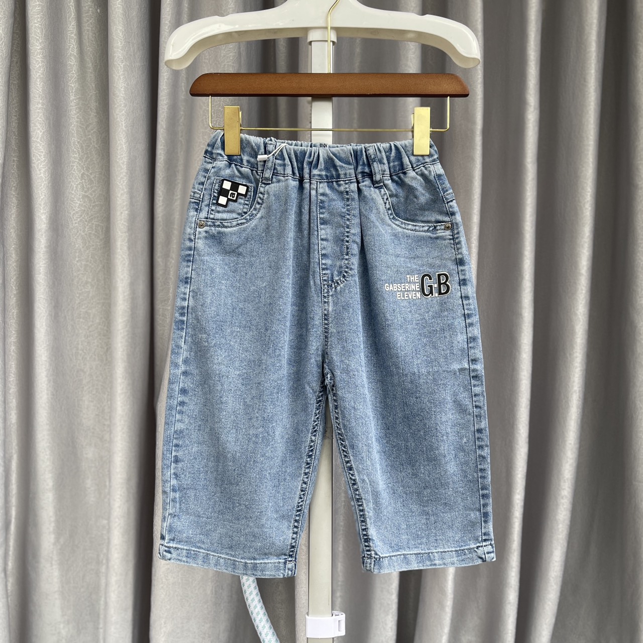 Quần bò bé trai lửng size đại, Quần jean trẻ em 7-12 tuổi in chữ G.B vải mềm mại khỏe khắn thời trang
