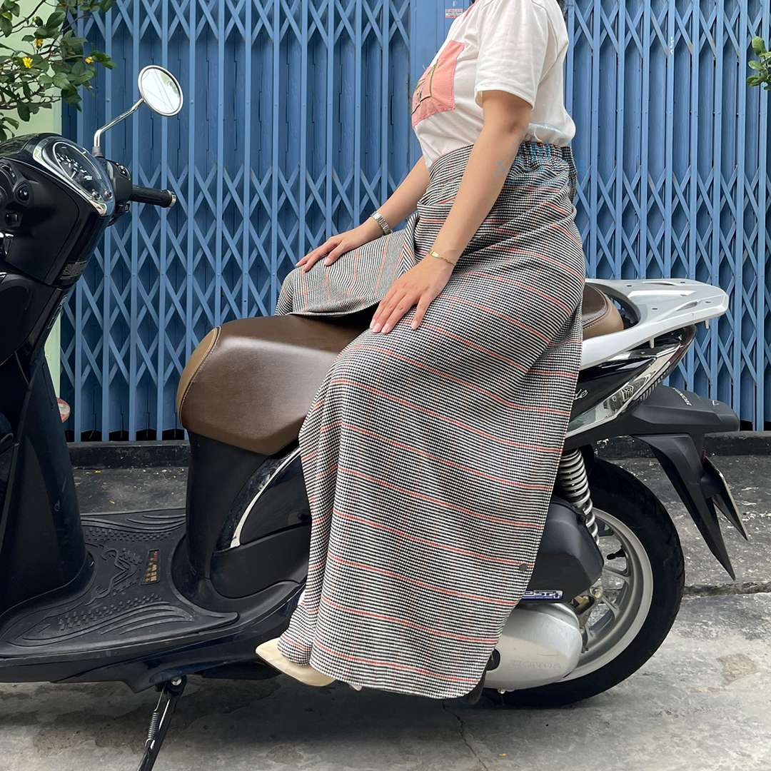 Chân váy chống nắng nữ xẻ tà có túi và nút bấm chân tiện lợi KHT38