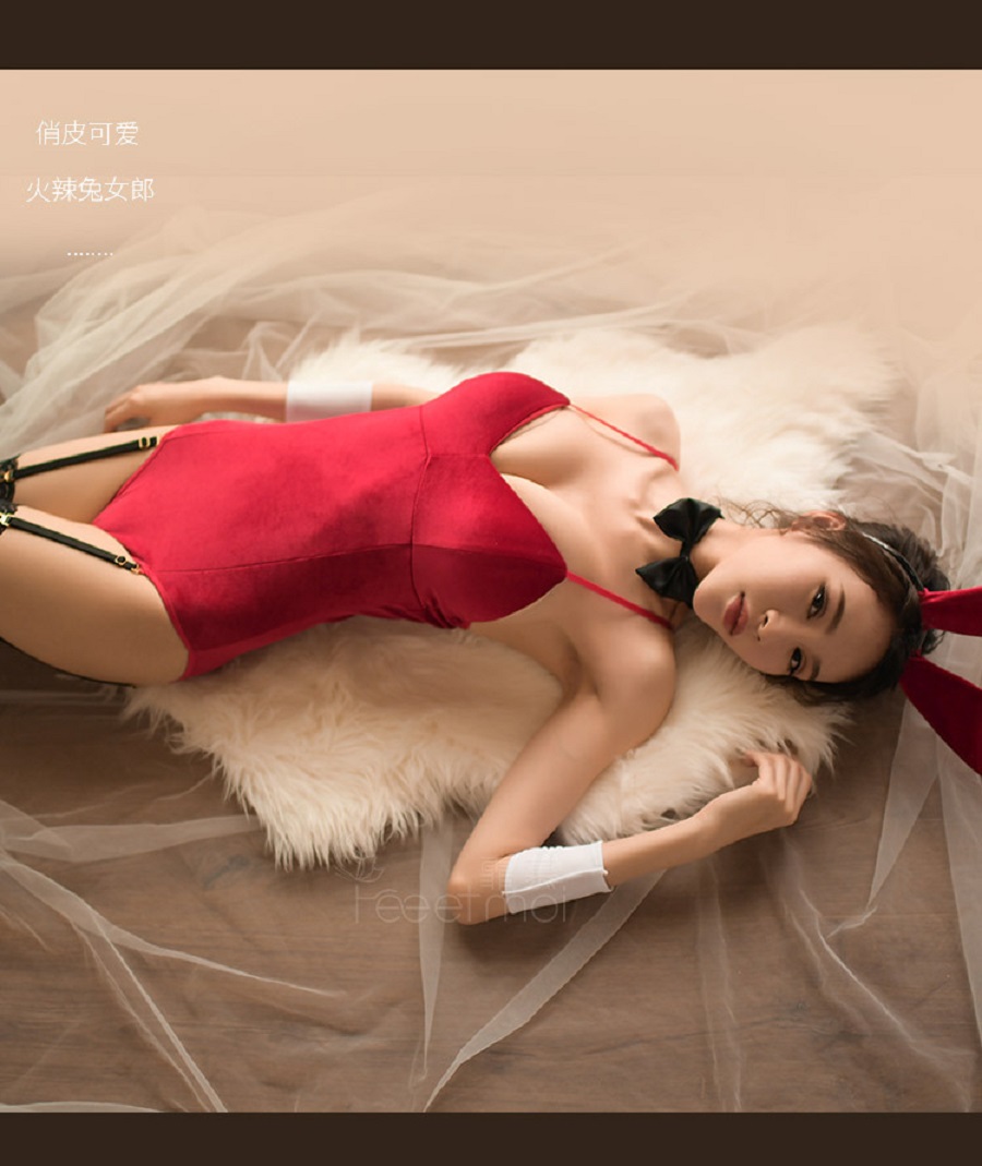 Đồ Ngủ Cosplay Thỏ Xinh Đỏ