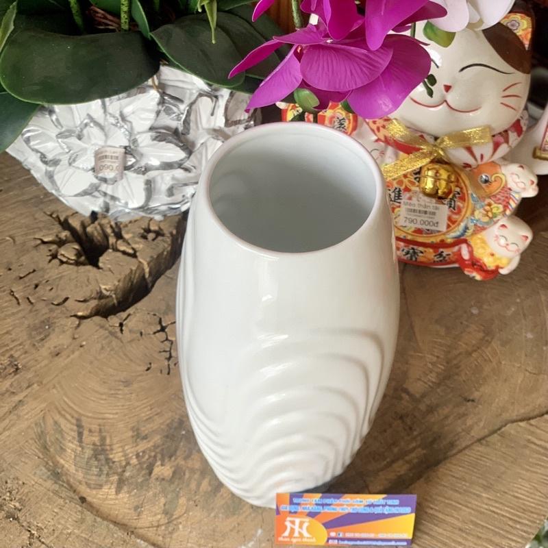 Bình hoa gốm sứ cao cấp.