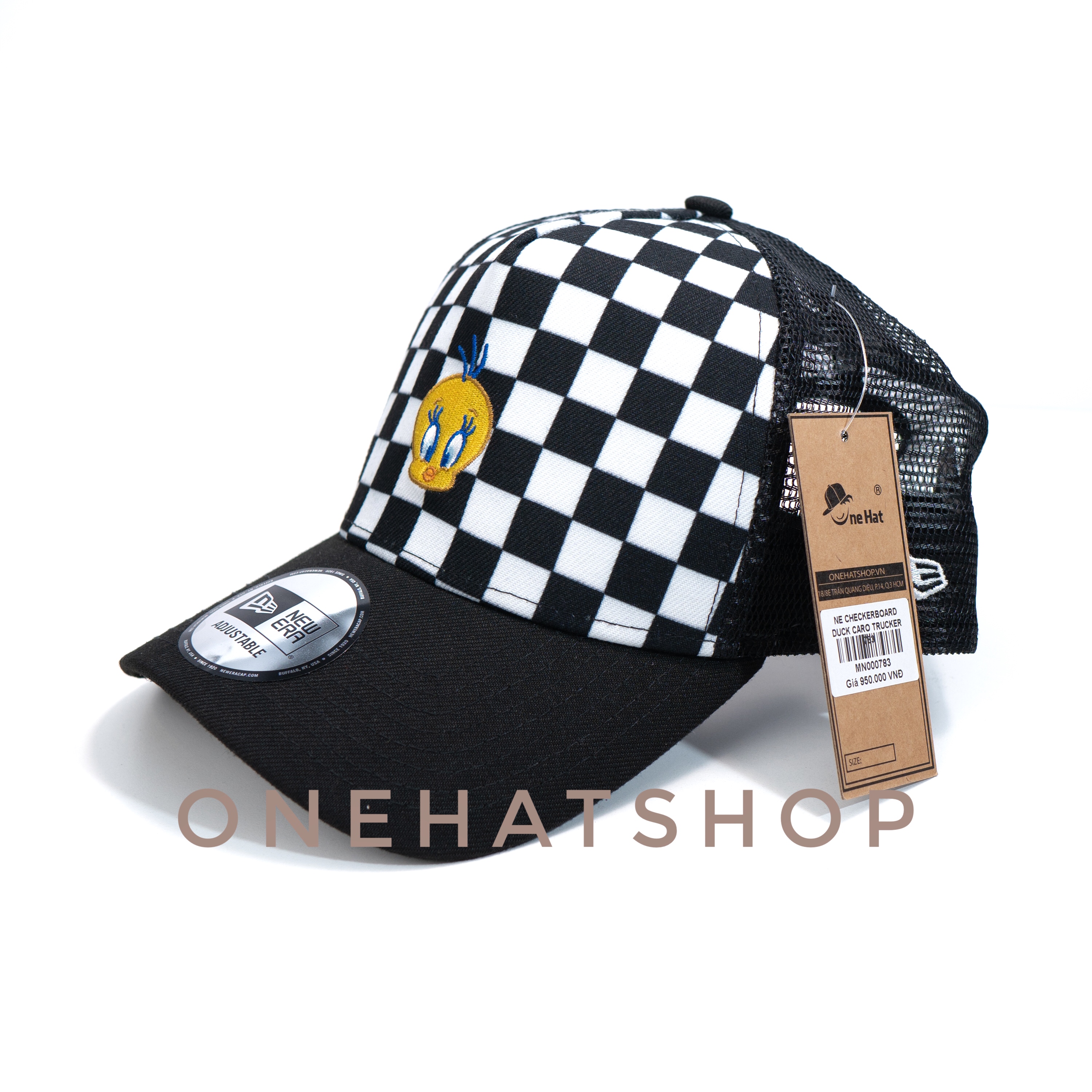 Nón lưỡi trai fom trucker checkerboard duck caro phía sau là lưới