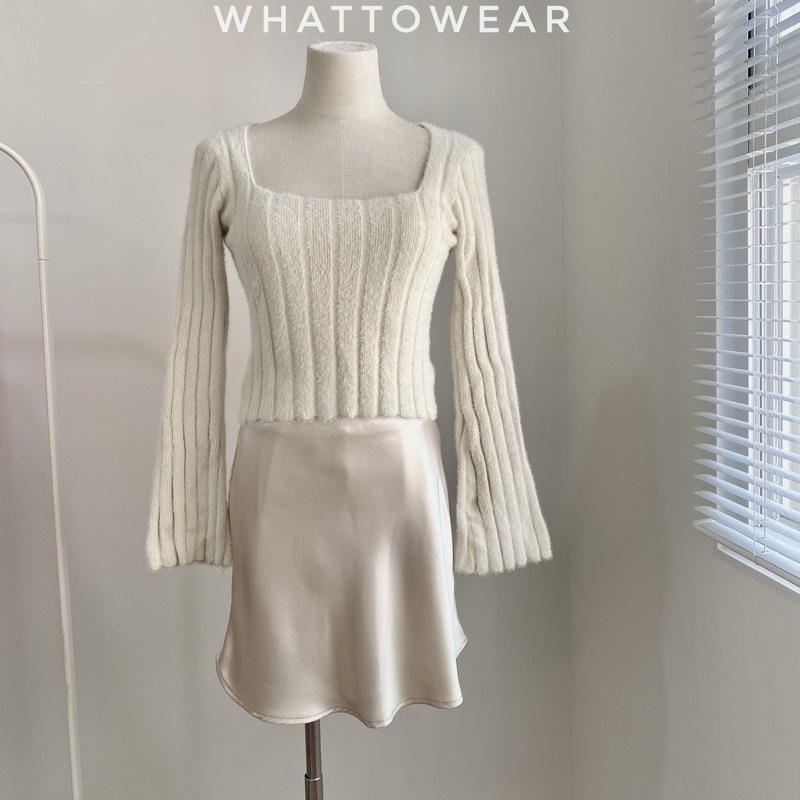 Áo croptop len lông cổ vuông tay loe