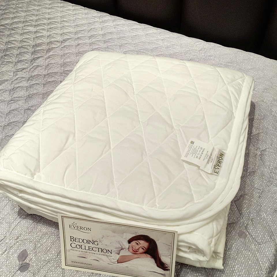 Set tấm bảo vệ đệm + 2 tấm bảo vệ gối Everon