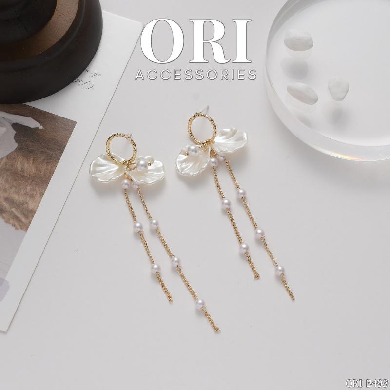Bông tai nữ dáng dài Petal hình cánh hoa ORI ACCESSORIES B493