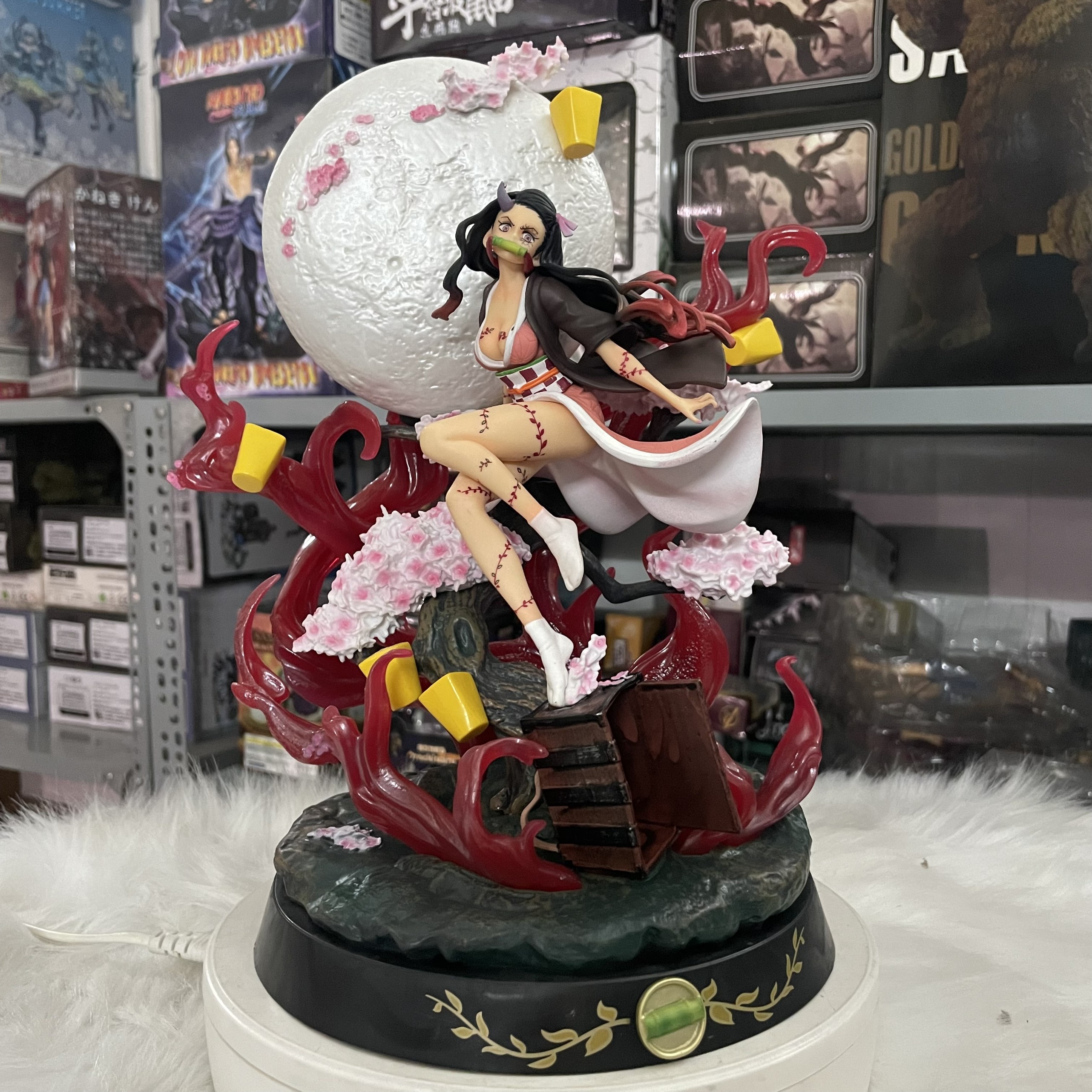 Mô hình Kamado Nezuko and Moon - Figure Nezuko Kimetsu no Yaiba