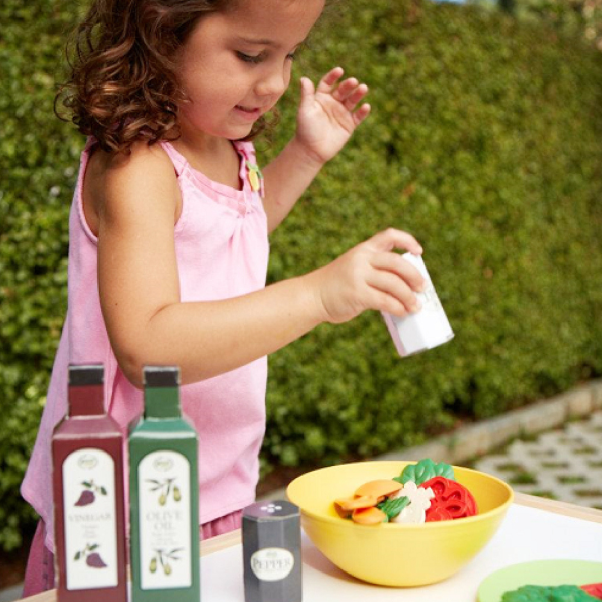 Bộ Đồ Chơi Làm Salad Green Toys Cho Bé Từ 2 Tuổi