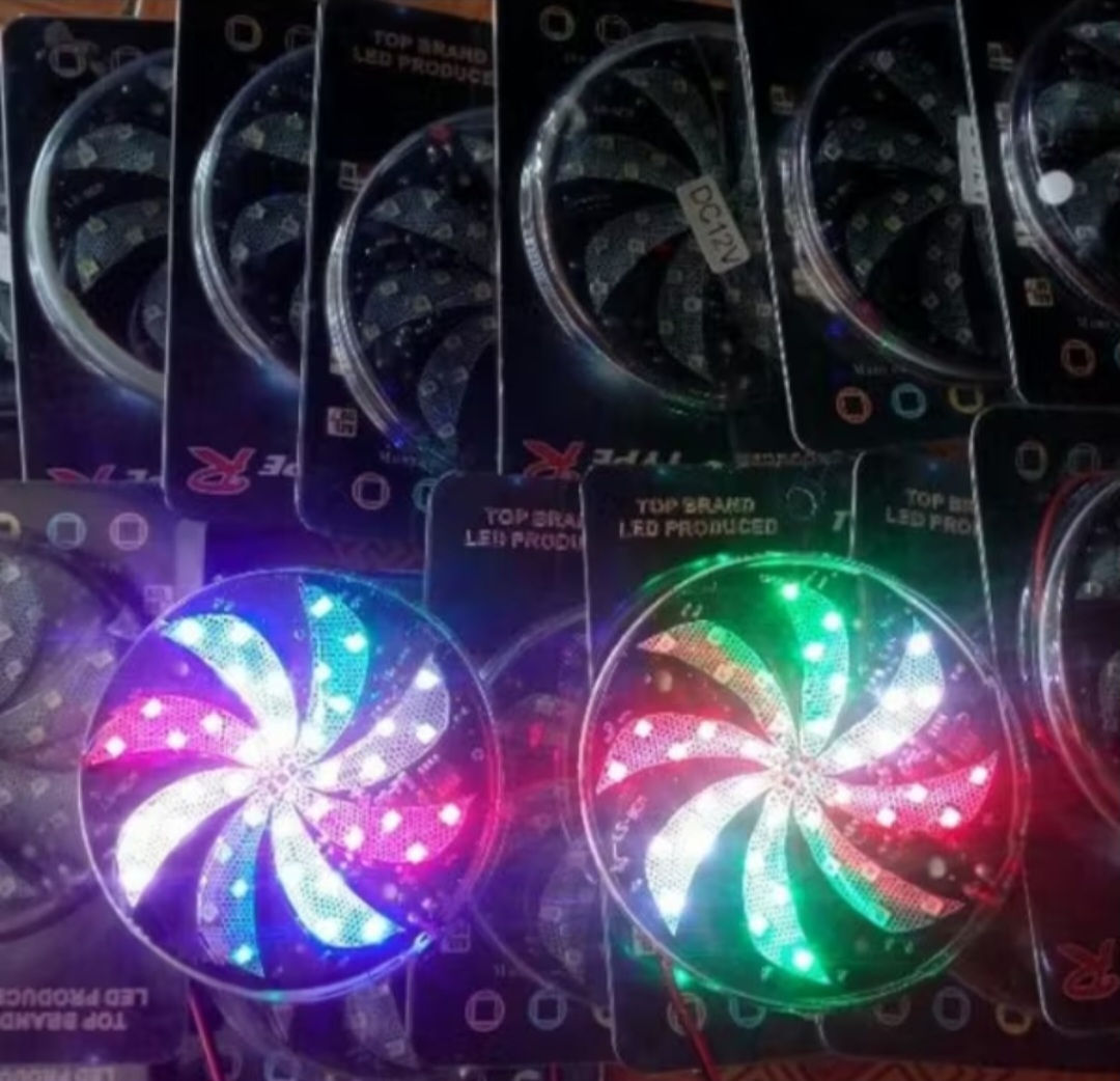 1 ĐÈN LED TRANG TRÍ XE MÁY ÔTÔ XE ĐIỆN XOAY CHONG CHÓNG HIỆU ỨNG MÀU SẮC CỰC ĐẸP MẪU MỚI