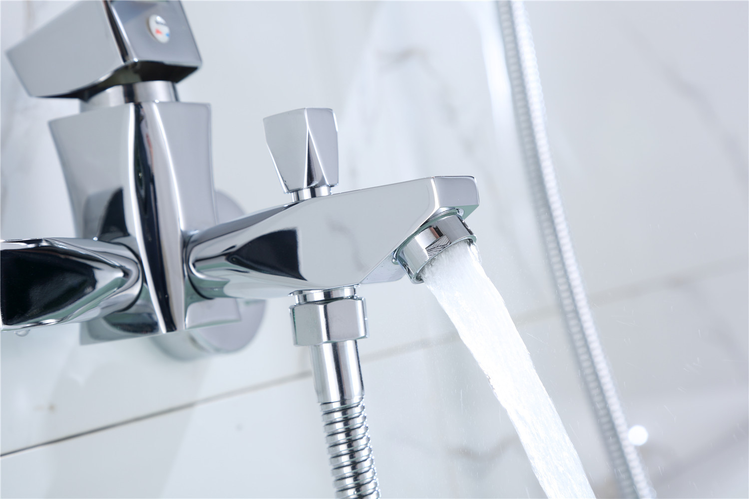 Sen tắm nóng lạnh cao cấp LUXE S85303