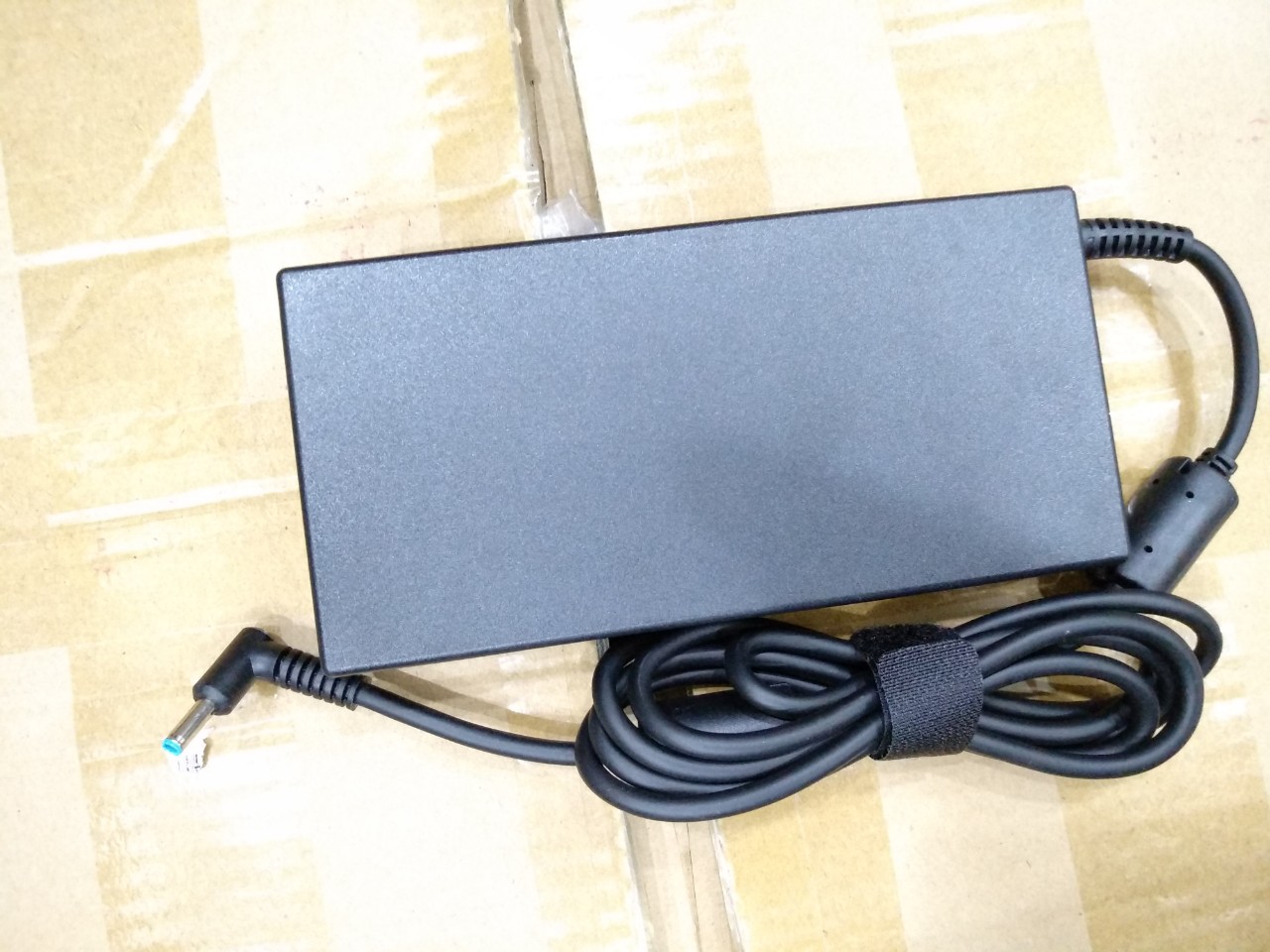 Sạc dành cho Laptop HP Pavilion 15-CC000 15-cc137TX